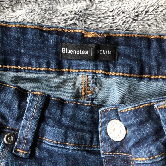 Jean Shorts - Picture 4 of 4